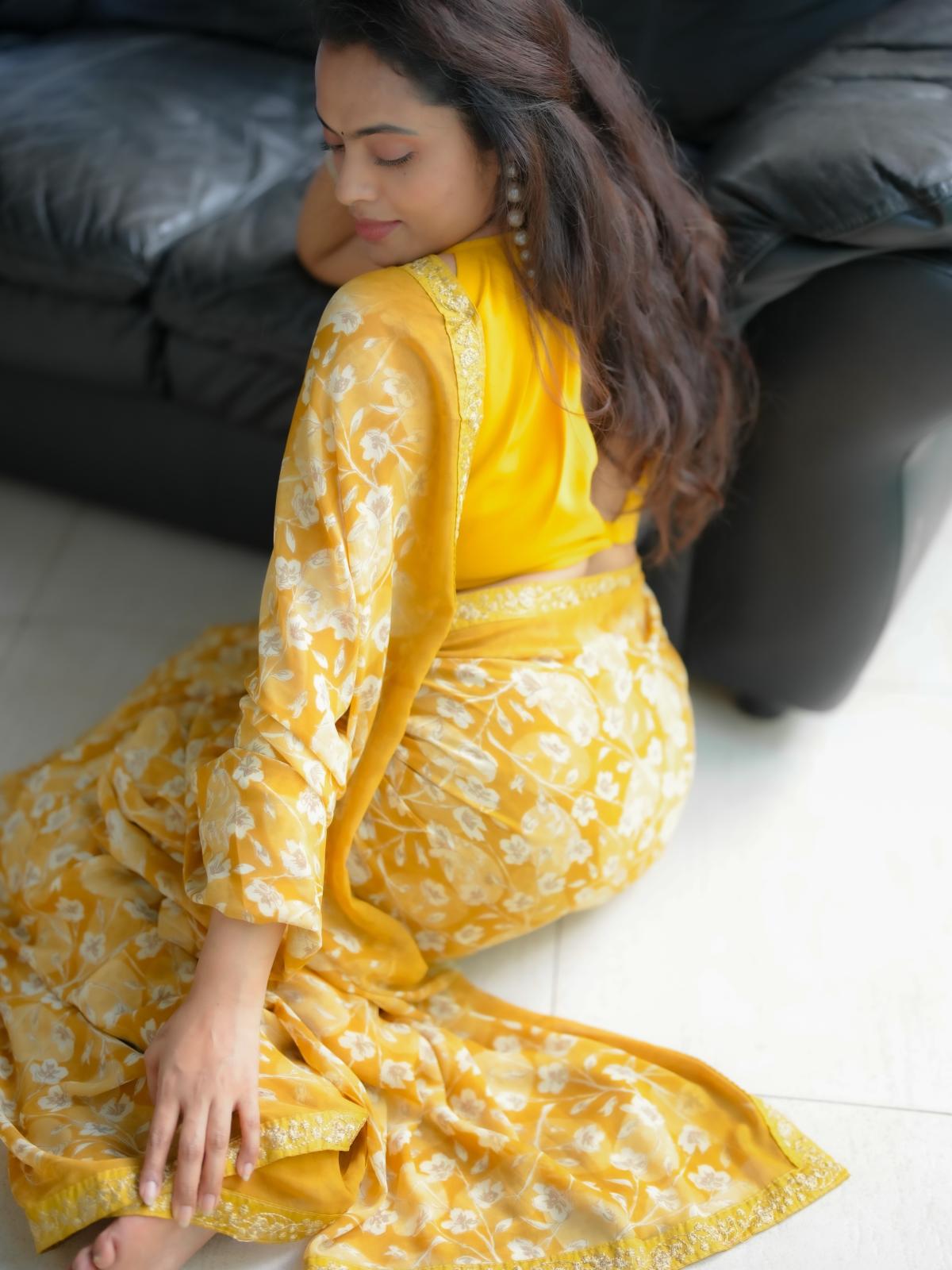 Manjal floral